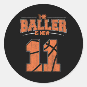 Adesivo Redondo Feliz Aniversário, 11 de 11 anos, Meninos De Basqu