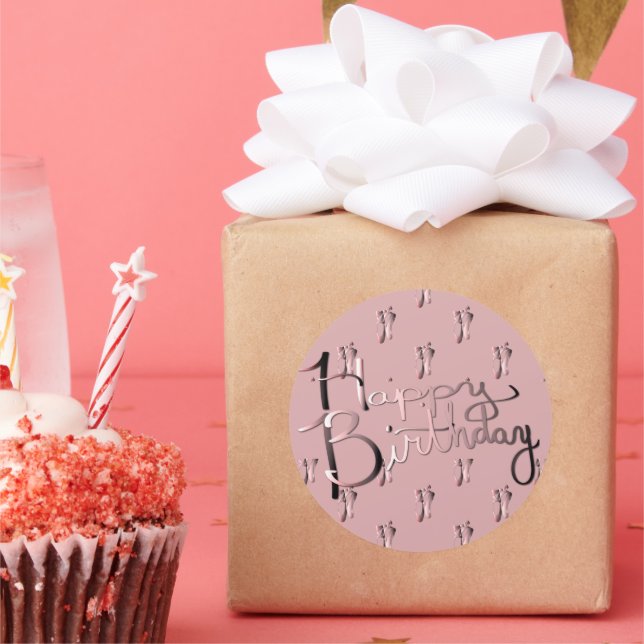 Adesivo Redondo Feliz aniversário! Manuscrito com Calçados de Balé (Festa)