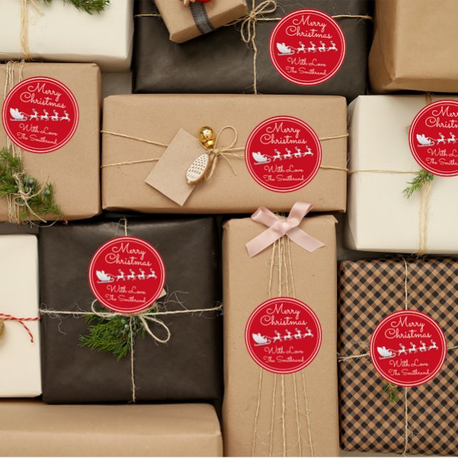 Adesivo Redondo Feliz Árvore de Natal Nome Red Silver Papais noeis (Merry Christmas Tree Name Red Silver Santa Sleigh Classic Round Sticker)