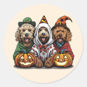 Adesivo Redondo Feliz Cachorro de Goldendoodle de Halloween