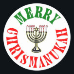 Adesivo Redondo Feliz Chrismanukah - Natal Chanukah Menorah<br><div class="desc">A maneira perfeita de celebrar tanto o Natal como Hanukah ao mesmo tempo. Feliz Natal   Feliz Chanukah = Feliz Chrismanukah,  completa com as velas Candy Cane Menorah.</div>