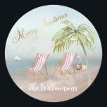 Adesivo Redondo Felry Christmas Beach Flamingo Wreath Única<br><div class="desc">Feliz Natal nesta adorável praia Watercolor — uma cena pacífica e gentil com duas cadeiras de praia — um flamingo amigável com uma bela coroa — Palmeira com alguns ornamentos. Qualquer pergunta sobre design,  envie um e-mail para charmdesignstudio@rcn.com e ficaremos felizes em ajudar.</div>