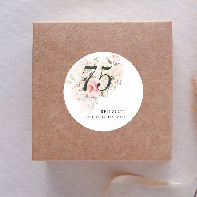 Adesivo Redondo Festa de aniversário 75ª Floral rosa (Pink Floral 75th Birthday Party Classic Round Sticker)