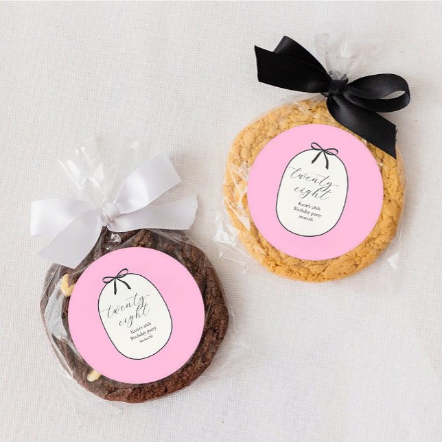 Adesivo Redondo Festa de Aniversário de 28 anos Minimalista Elegan (Criador carregado)