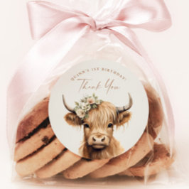 Adesivo Redondo Festa de Aniversário de criança de Vaca Boho Highl