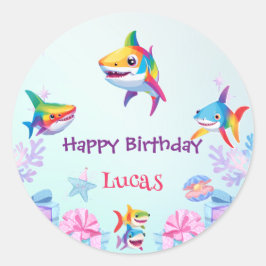 Adesivo Redondo Festa de aniversário de tubarão-arco-íris divertid