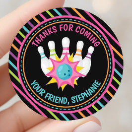 Adesivo Redondo Festa de aniversário do Rainbow Neon Boliche Obrig