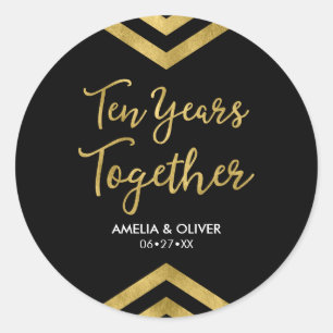 Adesivo Redondo Festa de aniversário Dourado de Chevron do falso