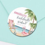 Adesivo Redondo Festa de solteira de praia tropical com aquarela<br><div class="desc">Vinheta redonda clássica de Festa de solteira tropical de praia com aquarelas. Um tema legal de praia aquarela com tons cor-de-rosa e cor-de-rosa, colocando a vibração para uma fuga de praia com a noiva e seus besties. De viagens à Flórida, Califórnia, ou até mesmo algo mais internacional como México, Havaí...</div>