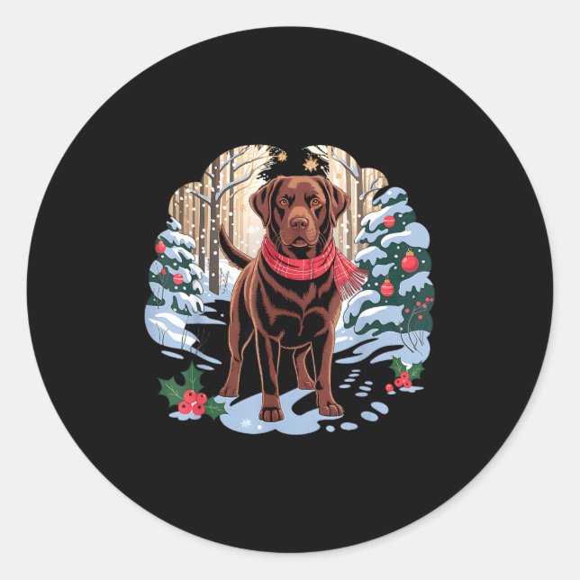 Adesivo Redondo Festive Chocolate Lab In Snowy Forest Winter Xmas  (Frente)