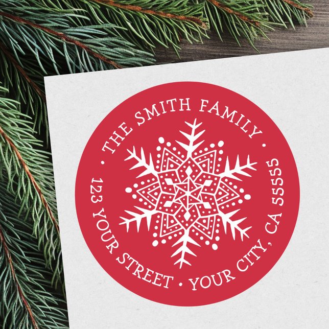 Adesivo Redondo Floco de neve branco Endereço vermelho de Natal (Whimsical snowflake Christmas red return address Classic Round Sticker)