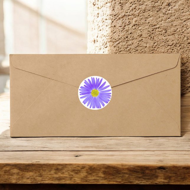 Adesivo Redondo Flor Selvagem Roxo Com Fotografia Central Amarela (purple wildflower round 1.5" sticker)