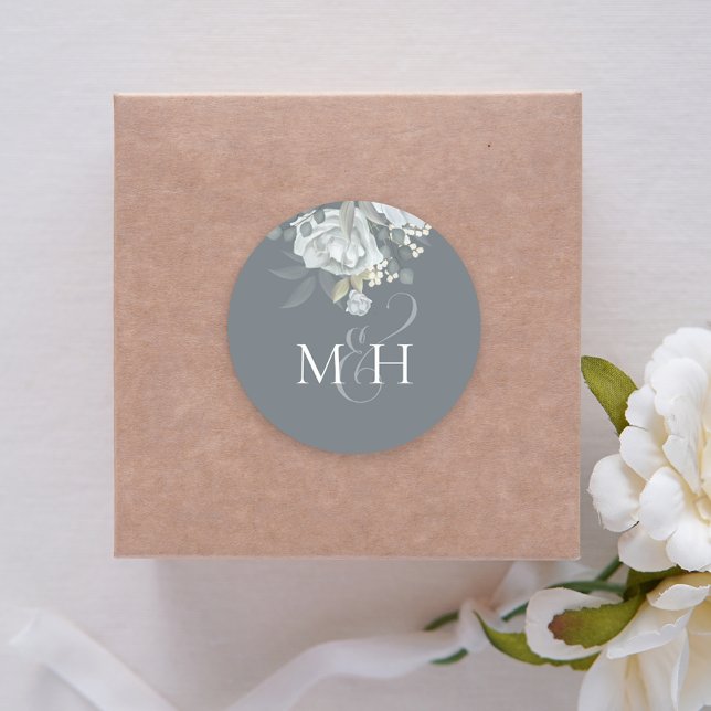 Adesivo Redondo Flor Simples Monograma na moda Dusty Blue (Criador carregado)