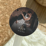 Adesivo Redondo Foto Escura Dourada Ampersand Wedding Favor de Boa<br><div class="desc">Estes adesivos elegantes fariam uma maravilhosa adição aos seus suprimentos de casamento. Adicione facilmente seus próprios detalhes clicando na opção "personalizar".</div>