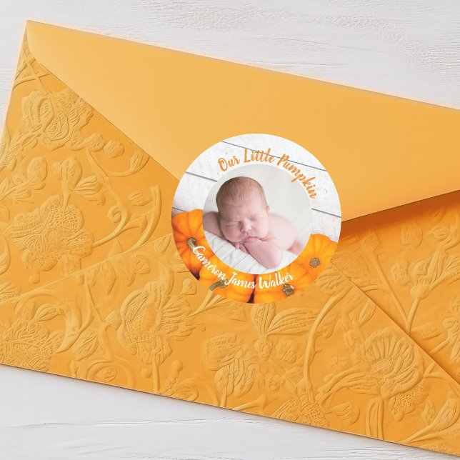 Adesivo Redondo Foto recém-nascida e em queda livre Nossos Pequeno (Criador carregado)