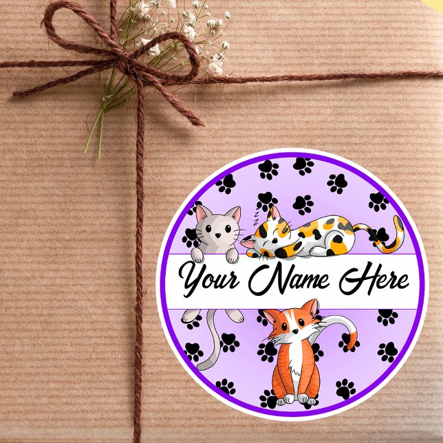 Adesivo Redondo Fundo roxo com gatinhos giros Clássicos Ronda (Criador carregado)