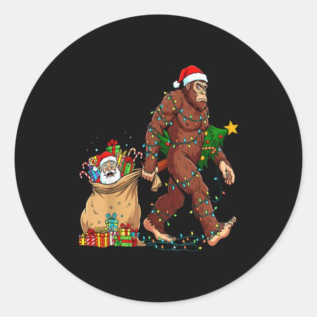 Adesivo Redondo Funny Bigfoot Steals Santa &amp; Xmas Tree - Chris (Frente)