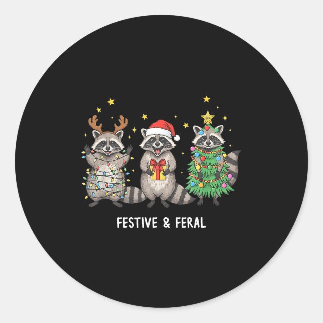 Adesivo Redondo Funny Christmas Racoon - Feral But Festive  (Frente)