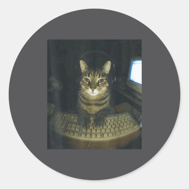 Adesivo Redondo Funny Serious Gamer Cat Lovers Stud Kitty Cat Meme (Frente)