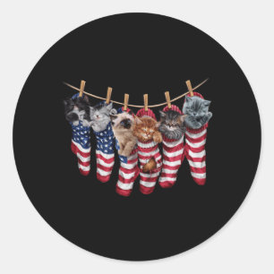 Adesivo Redondo Gatinhos Patrióticos Em Meias Da Bandeira American