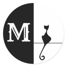 Gato Preto Elegante com Inital