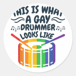 Adesivo Redondo Gay Drummer Drumming Orgulho gay Mês LGBTQ Arco-Ír