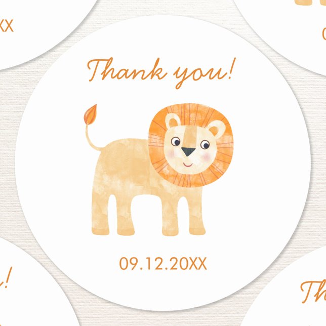 Adesivo Redondo Gelado Leão Obrigado Data (Cute watercolor lion safari themed thank you sticker with custom date)
