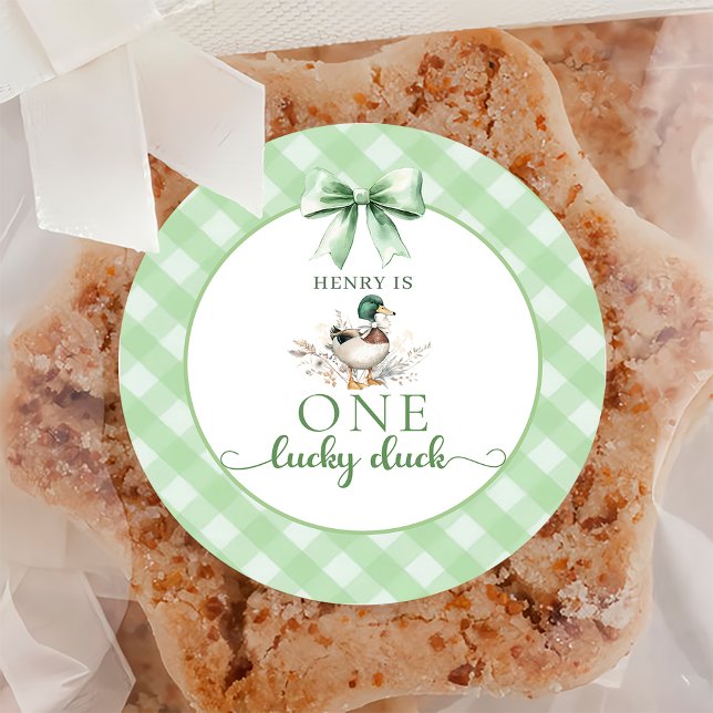 Adesivo Redondo Gingham Verde - Um primeiro aniversario Sortudo (Criador carregado)