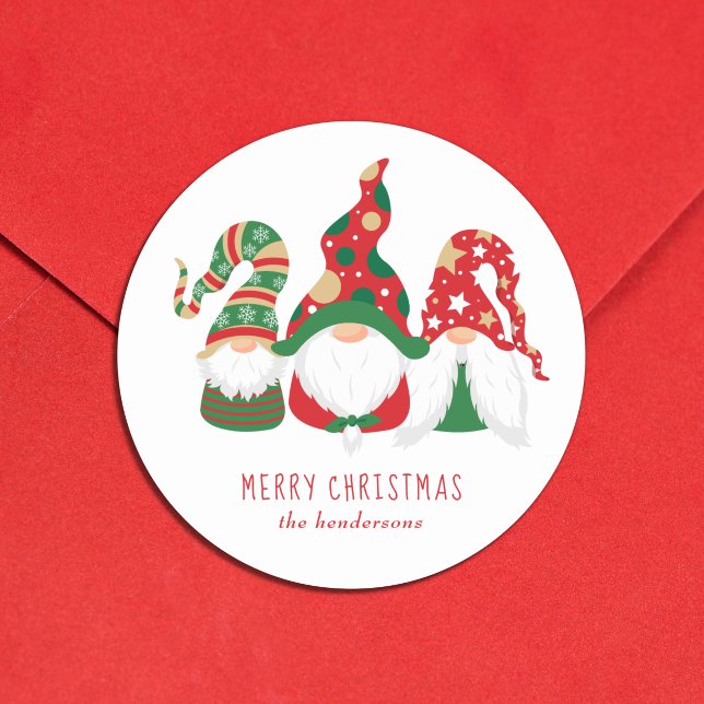 Adesivo Redondo Gnomos Feliz de Natal Personalizados (Christmas gnomes bring joy, laughter, and a touch of magic to your holiday season cards and gifts)