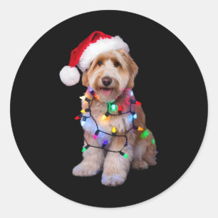 Adesivo Redondo Golden Doodle De Chapéu De Papai Noel Envolvido Em