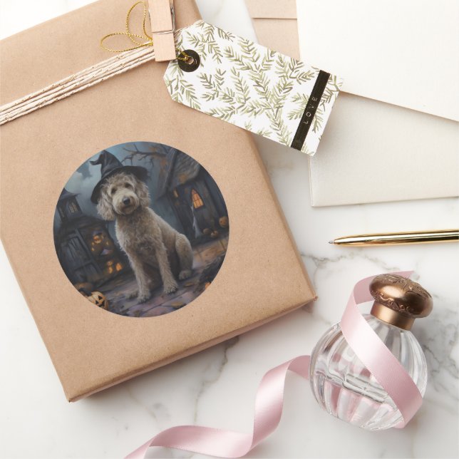 Adesivo Redondo Goldendoodle Pumpkins Halloween Assustado (Presentear)