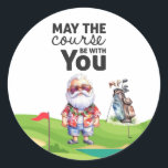 Adesivo Redondo Golf Summer Christmas com Papai Noel na bandeira<br><div class="desc">Golf Summer Christmas em julho com Papai Noel na bandeira Classic Round Sticker Gifts for Coach,  Instrutor,  professor,  amigos,  mãe,  pai,  namorada/namorado,  colega de trabalho,  anfitriã,  vizinha,  ele/ela,  casais,  avós,  chefe,  filhos,  melhor amigo,  família,  sogros,  esquadrão,  equipe, </div>