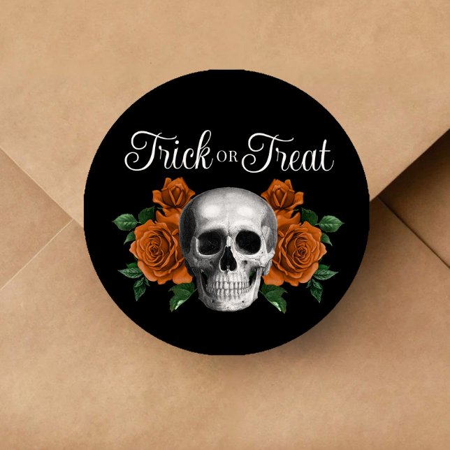 Adesivo Redondo Gothic Floral Skull Trick Or Treat Halloween (Gothic Floral Skull Trick Or Treat Halloween Classic Round Sticker)