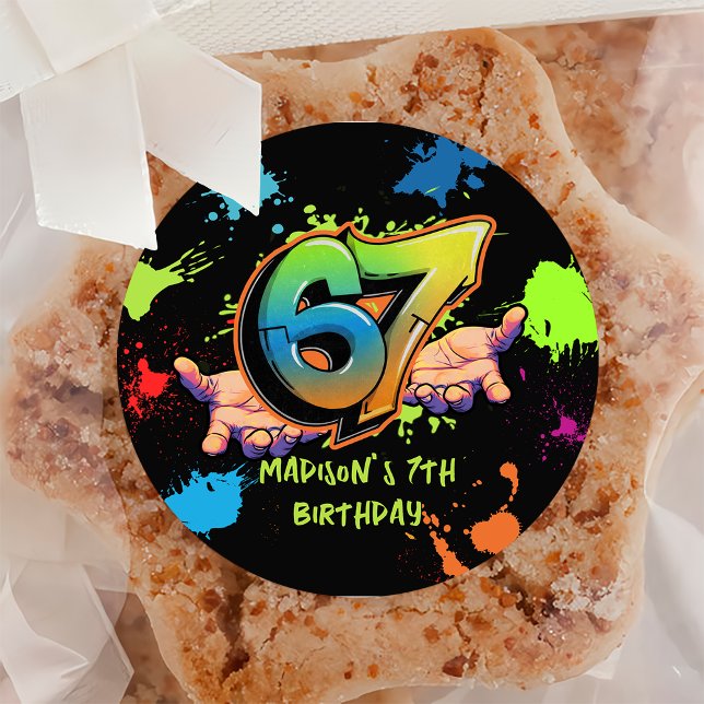 Adesivo Redondo Graffiti Six Seven Kids 7th Birthday Sticker (Criador carregado)