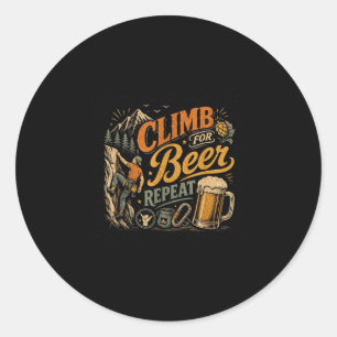 Adesivo Redondo Gráfico retro vintage de homem escalando cerveja a