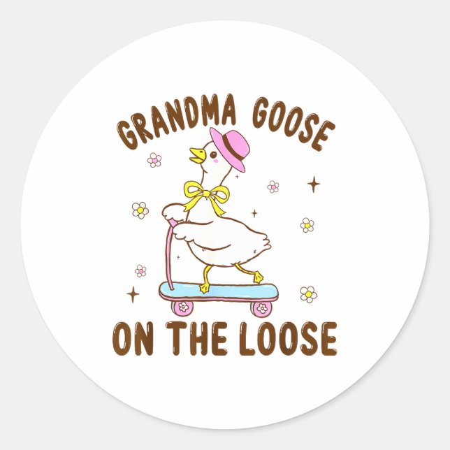Adesivo Redondo Grandma Goose On The Loose Funny Birthday Matching (Frente)