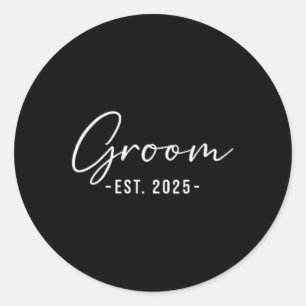 Adesivo Redondo Groom Est. Correspondência 2025 Preparando o noivo