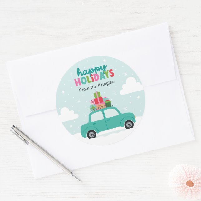 Adesivo Redondo Happy Holidays Car with Gifts in Pastel Turquoise (Envelope)
