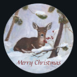 Adesivo Redondo Holly Berry Deer Christmas<br><div class="desc">De uma pintura de óleo original de Brenda Thour, de um veado deitado na neve entre algumas árvores e um fragmento de groselhas vermelhas. Foto de referência de Donna Ridgway. Copyright de Brenda Thour 2011.</div>