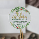 Adesivo Redondo Holly Wreath Merry Christmas Return Endereço<br><div class="desc">Estes adesivos de endereço de volta de natal sagrados são perfeitos para um cartão de feriado clássico ou envelope de convite. O design apresenta uma coroa verde aquarela com bagas vermelhas e uma elegante letra de brilho dourado. Nota: Este design não apresenta brilho de ouro real. É um gráfico de...</div>