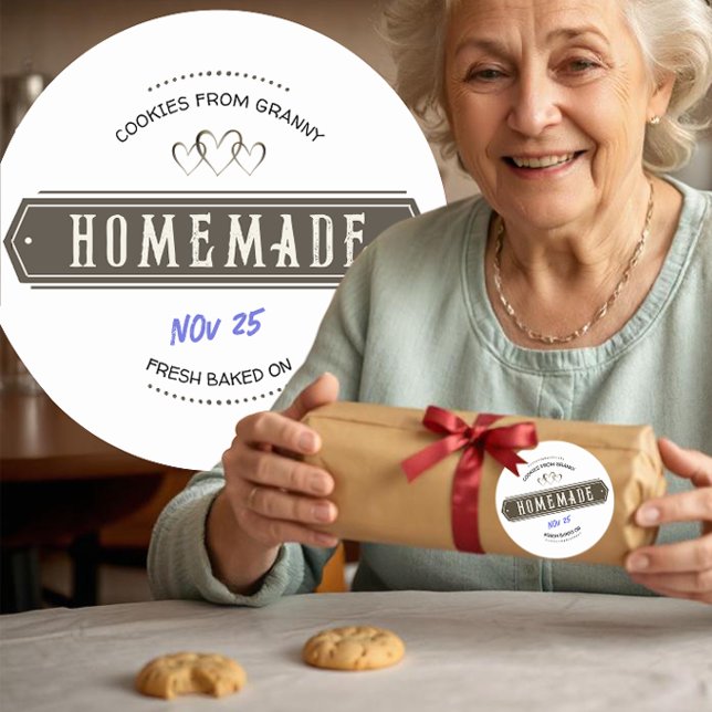 Adesivo Redondo Homemada Velha E Moída Com Amor Data Manuscrita (Criador carregado)