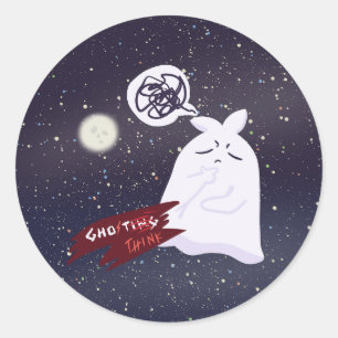 Adesivo Redondo Humor Divertido de Halloween Fantasma Pensativo