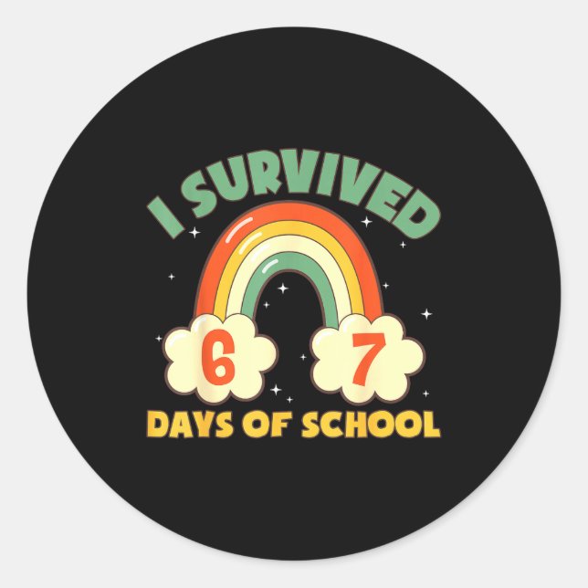 Adesivo Redondo I Survived 67 Days Of School Funny Meme Student Te (Frente)