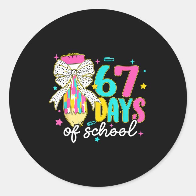 Adesivo Redondo I Survived 67 Days Of School Six Seven Meme Teache (Frente)