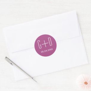 Adesivo Redondo Iniciais simples e elegantes para casamento roxo