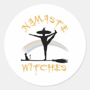 Adesivo Redondo Ioga de Halloween Orgulho Lgbt - Namaste Bruxas _1