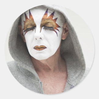 Adesivo Redondo Irmã Sparkle Plenty in hoodie