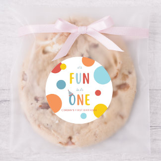 Adesivo Redondo It's Fun To Be One Colorful Birthday Party Sticker