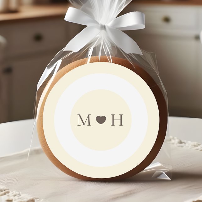 Adesivo Redondo Ivory Modern Monogram Heart Wedding Favor (Criador carregado)