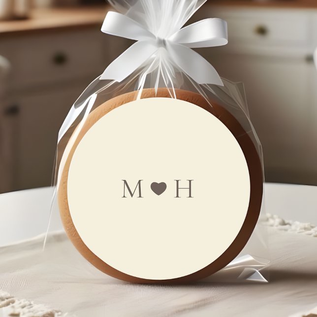 Adesivo Redondo Ivory Simple Monogram Heart Wedding Favor (Criador carregado)